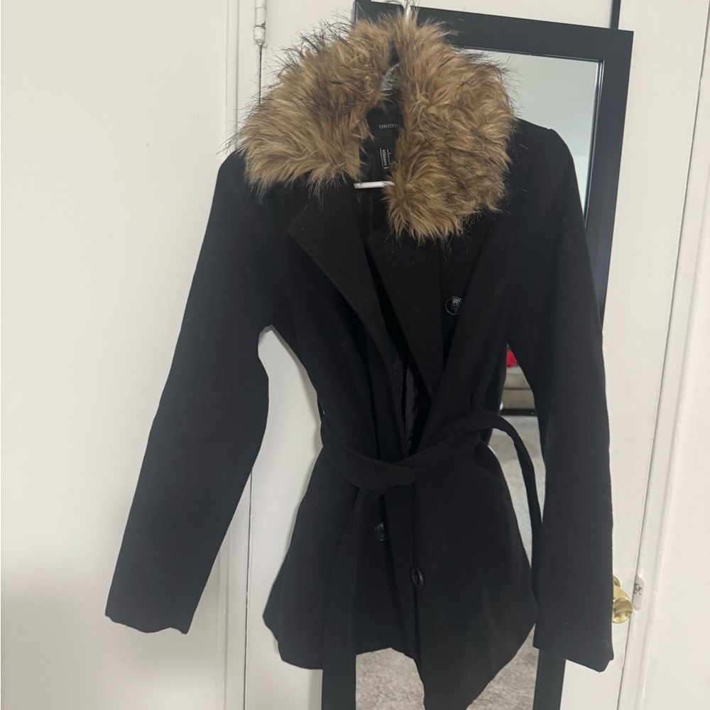 Forever 21 Black Trench Coat with Faux Fur Collar